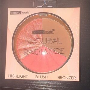 Beauty Treats Natural Radiance Highlight Blush Bronzer Trio - Pink/Tan